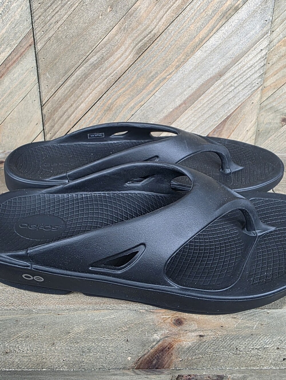 OOFOS OOriginal Recovery Thong Flip Flop Sandal Mens Size 13 Womens 15 Black